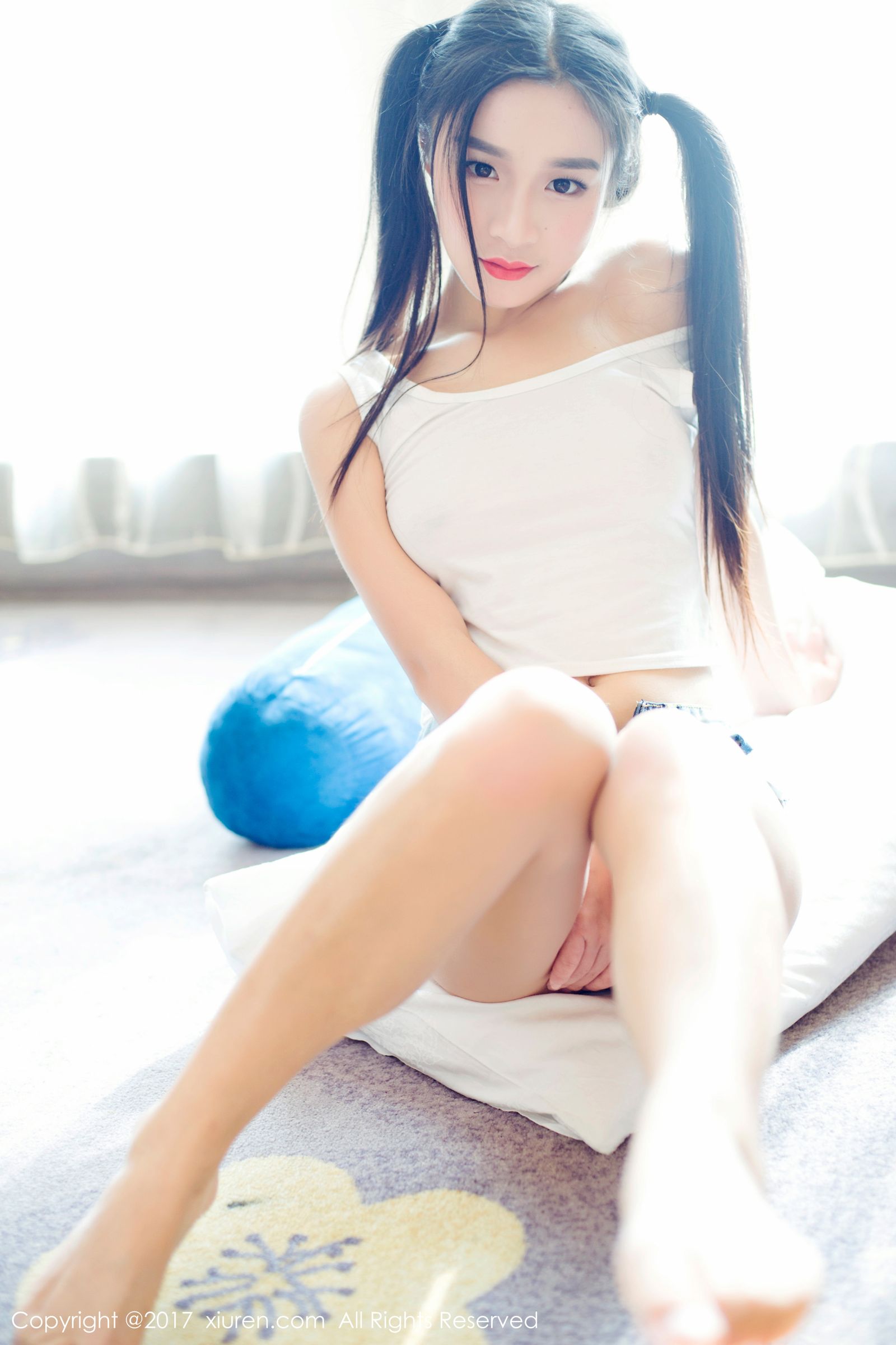 软妹子绮梦Cherish 白色内衣贴身牛仔裤