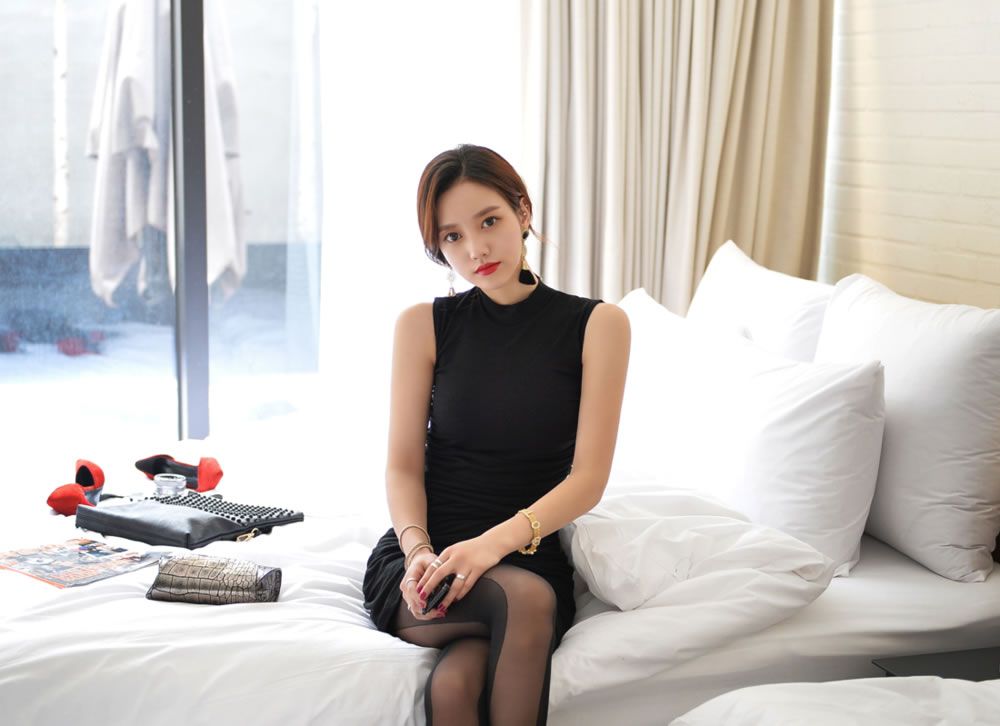 孙允珠- 2015年黑丝美腿与小清新写真合集