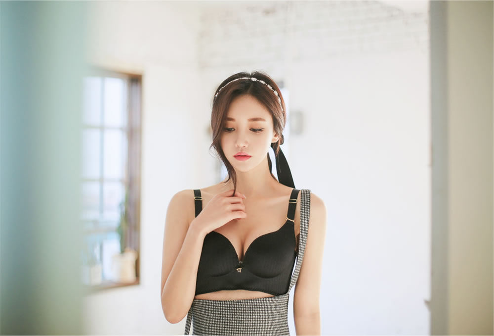孙允珠- 2016年网拍女神内衣系列