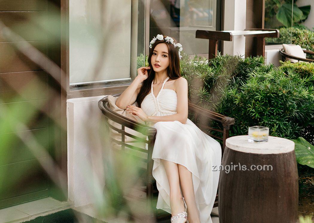 南韩美人孙允珠 唯美系吊带内衣三