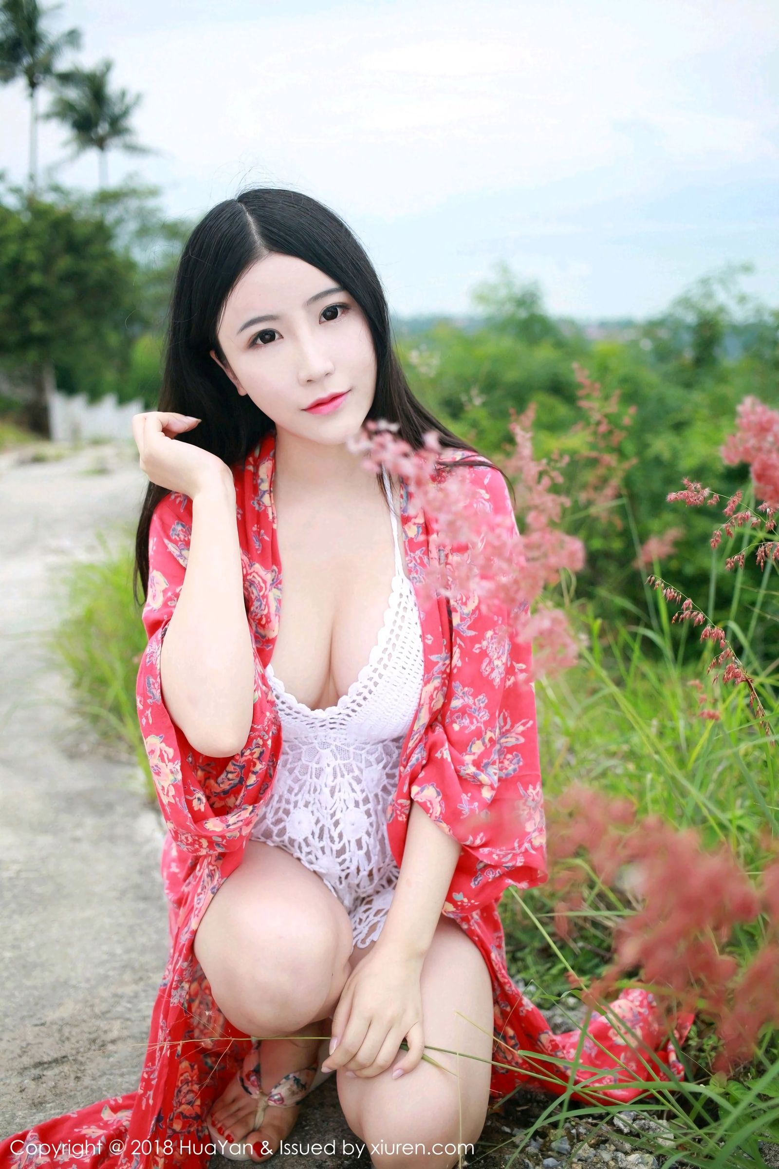 谢芷馨苏梅岛旅拍 和服比基尼的诱惑