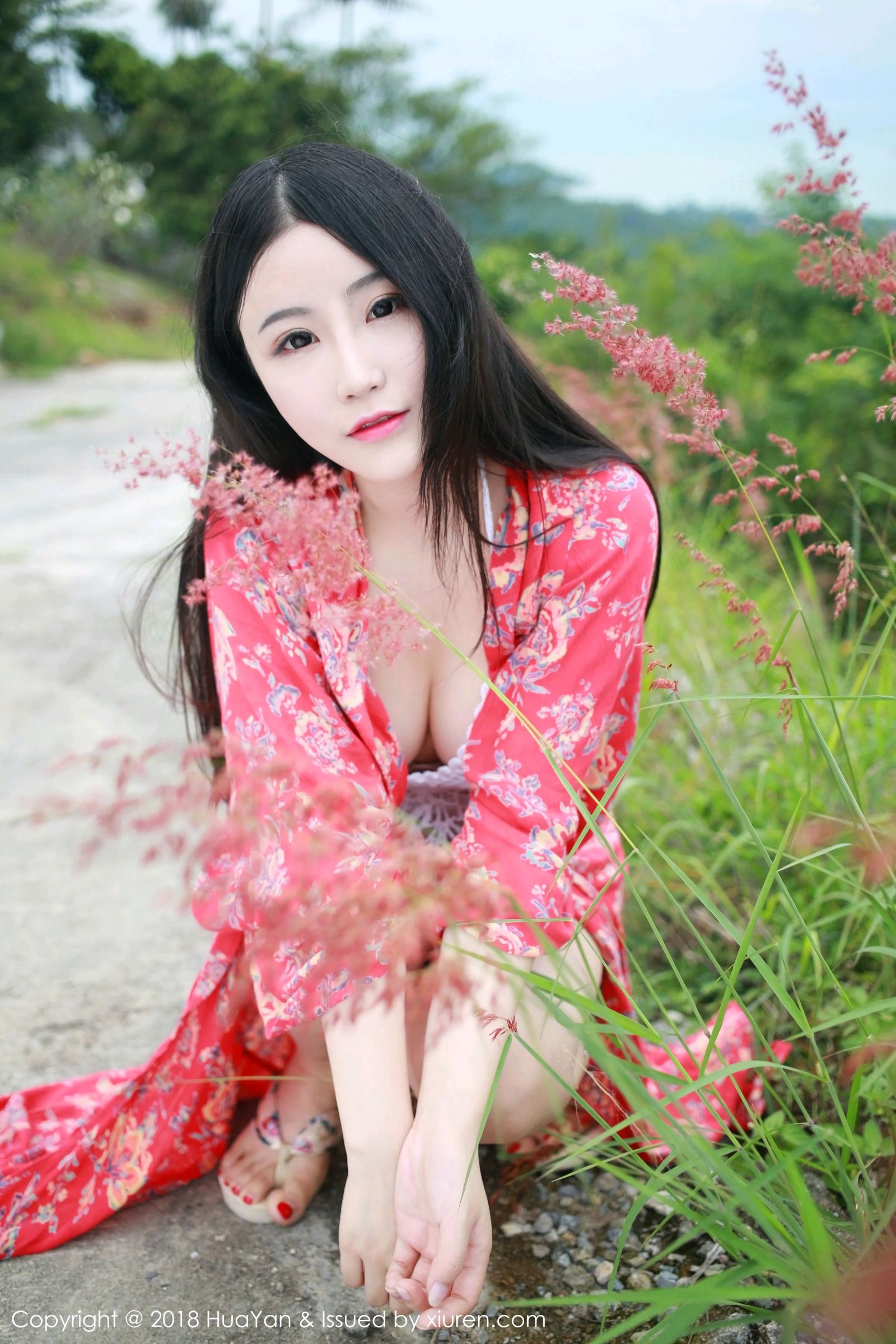 谢芷馨苏梅岛旅拍 和服比基尼的诱惑