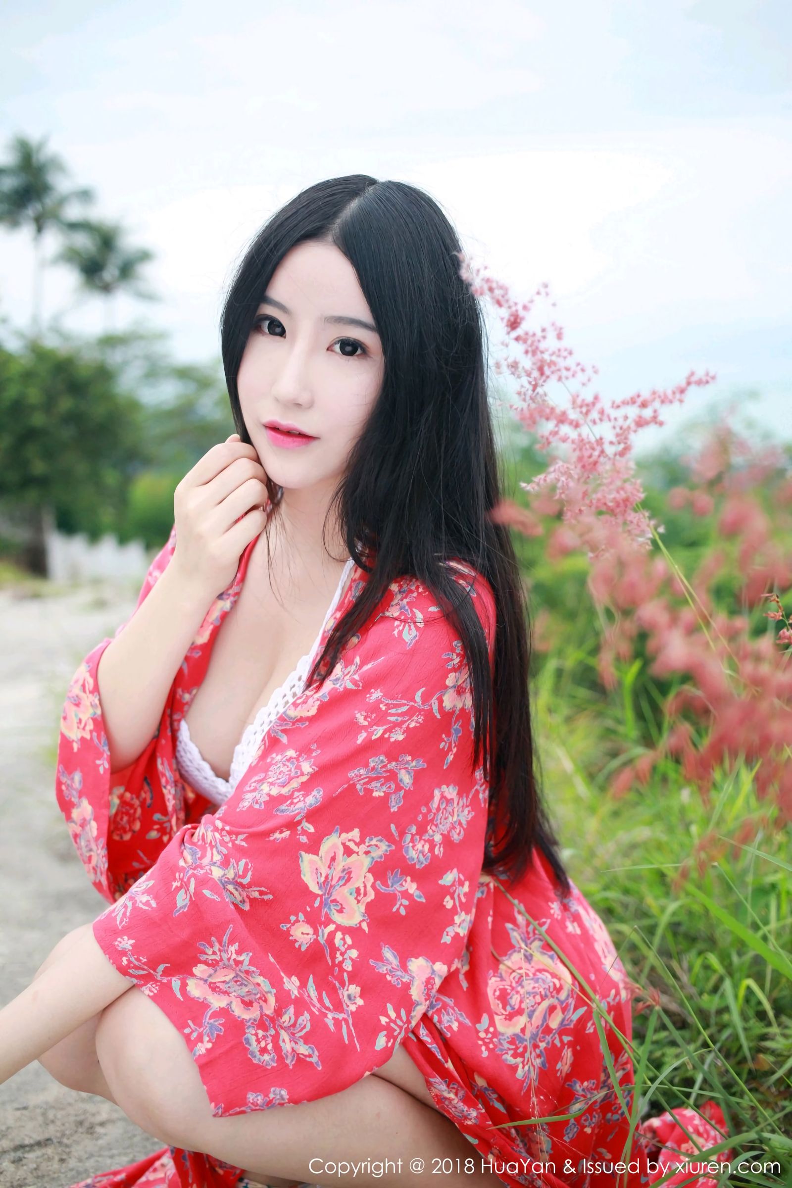 谢芷馨苏梅岛旅拍 和服比基尼的诱惑