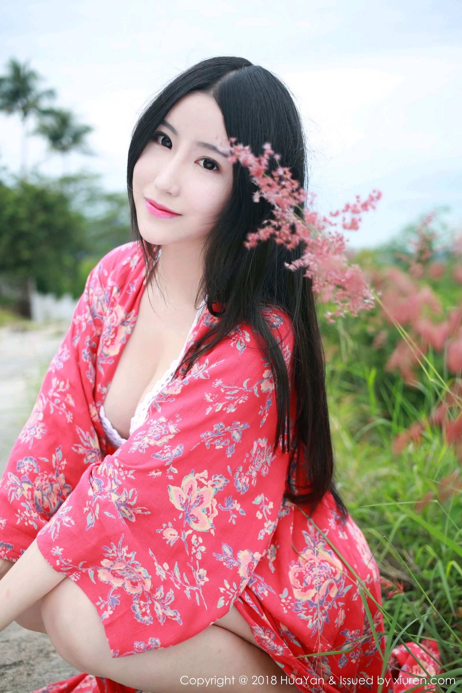 谢芷馨苏梅岛旅拍 和服比基尼的诱惑