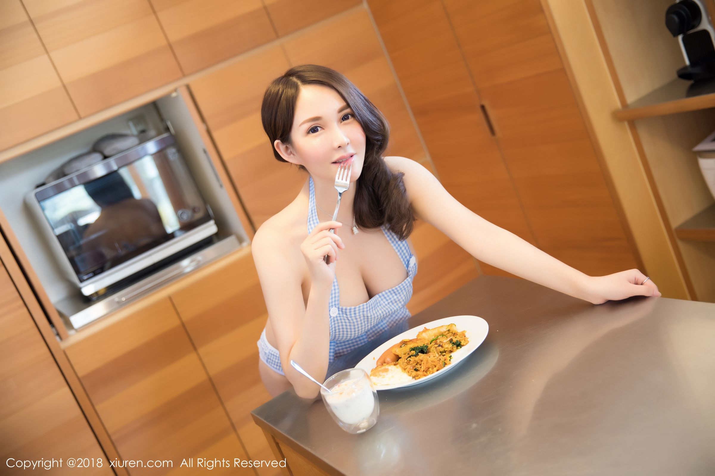 欧派女神沈蜜桃 乖巧女仆体贴服务
