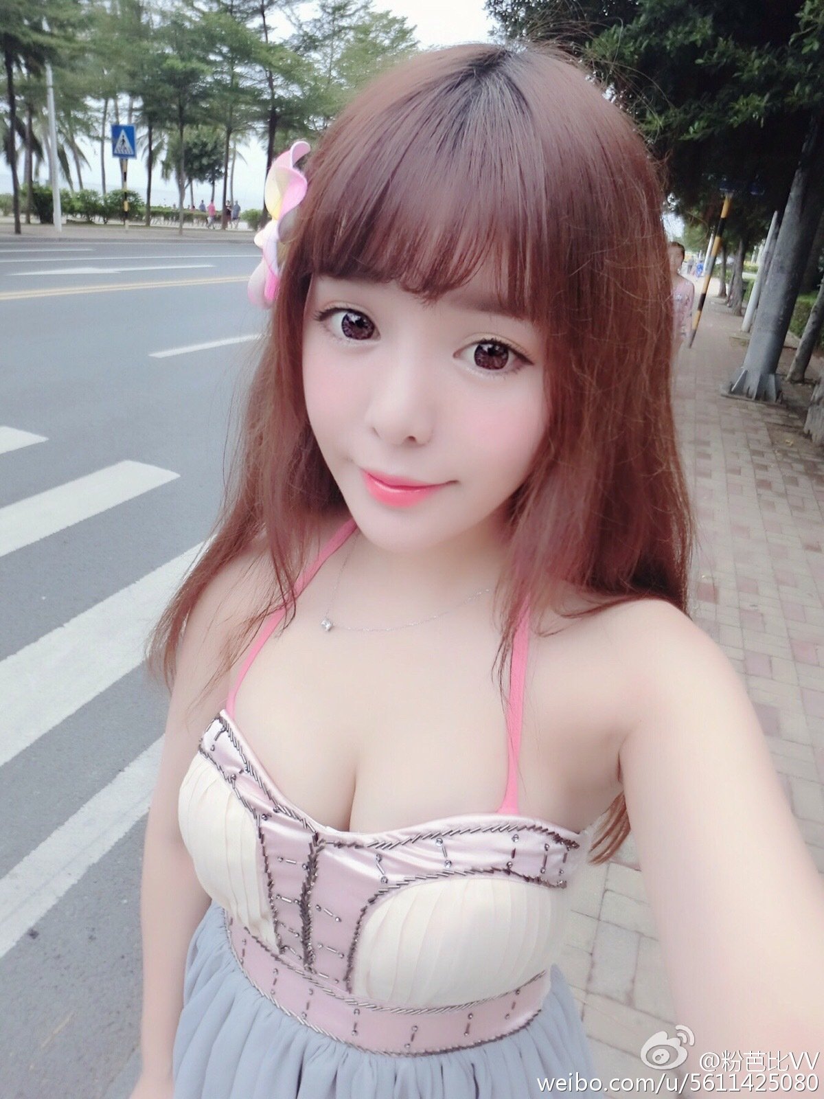 粉芭比VV 粉嫩美人私房写真图