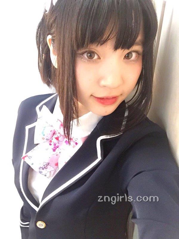根本凪 17岁的G奶女神海量图片