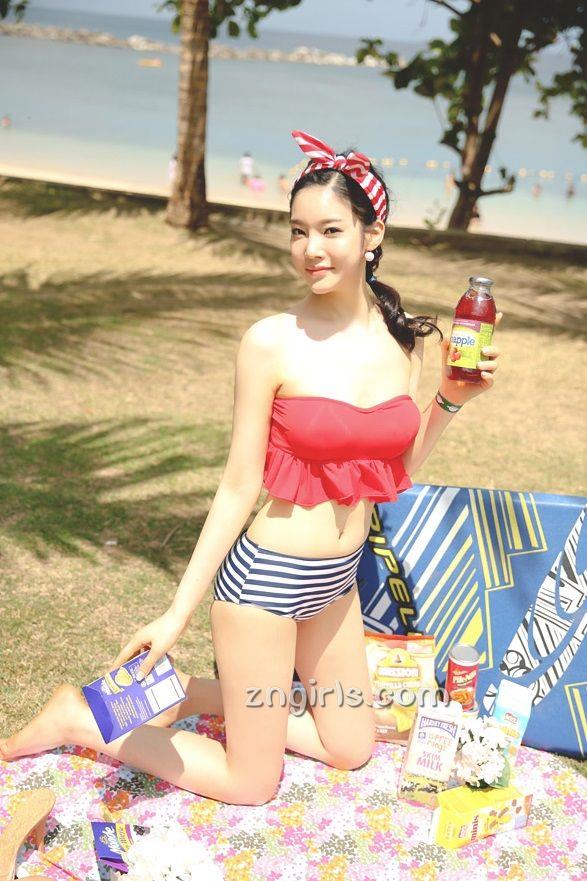 朴正允- 2017比基尼写真合辑