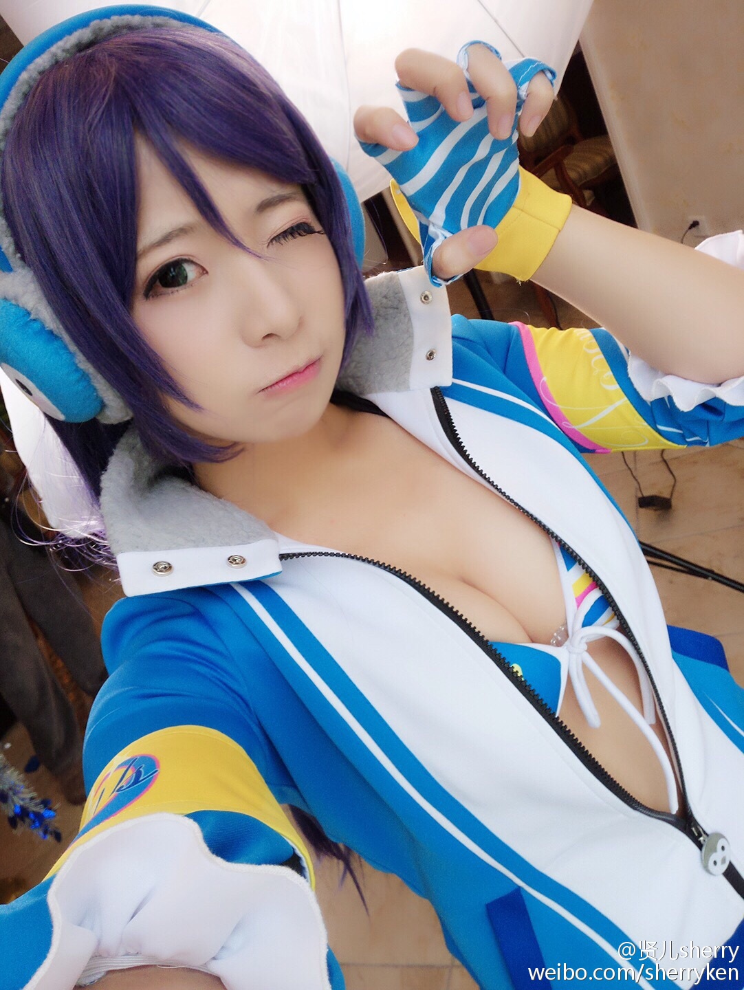 贤儿sherry 超赞的Coser私房写真图