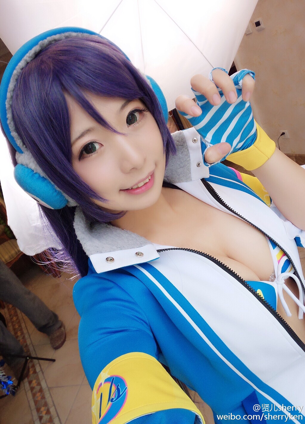贤儿sherry 超赞的Coser私房写真图