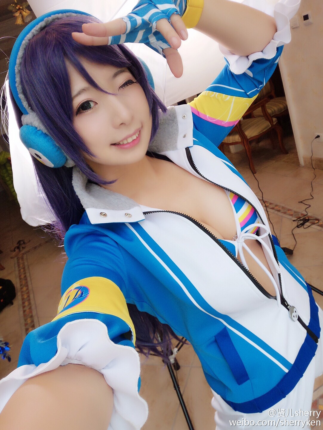 贤儿sherry 超赞的Coser私房写真图