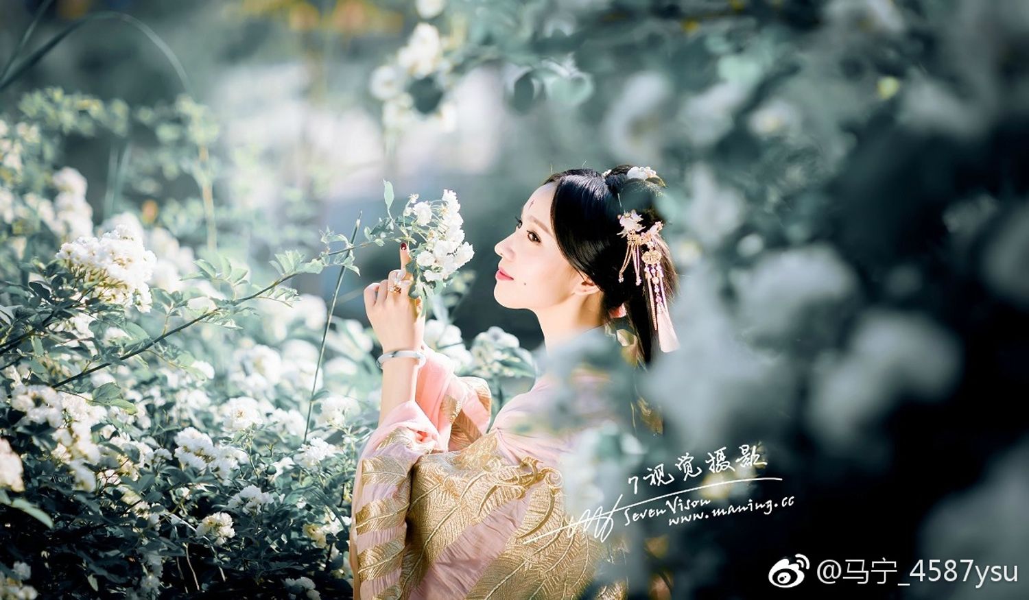 古典美人Audrey如 风姿卓越十里桃花