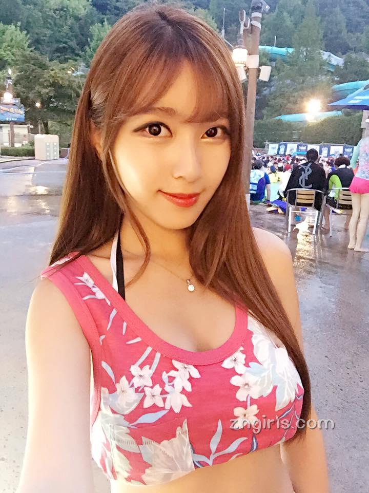 金赛拉(김세라) 南韩极品美胸美腿车模