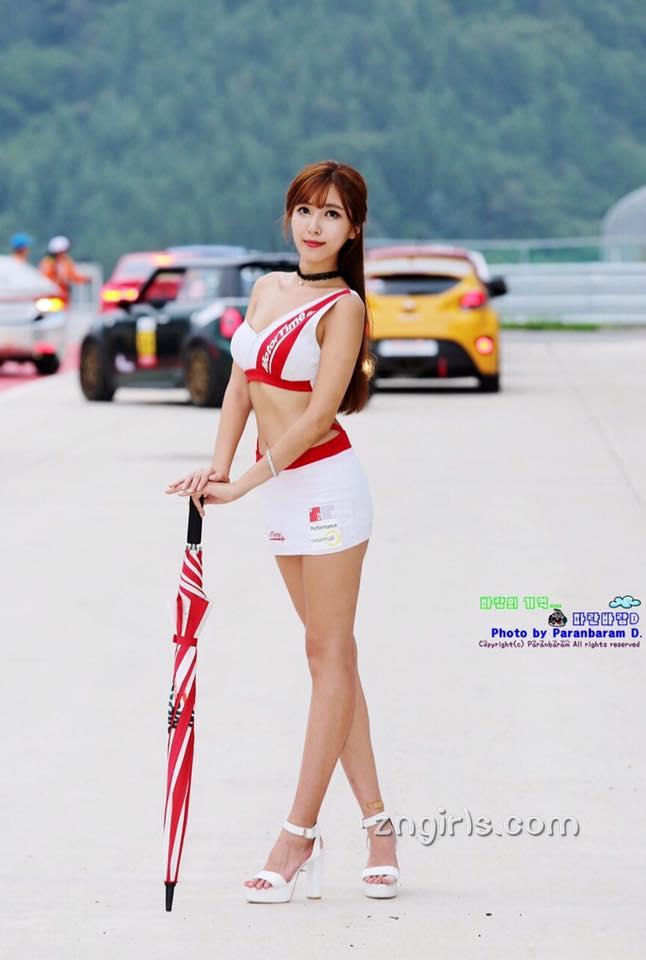 金赛拉(김세라) 南韩极品美胸美腿车模