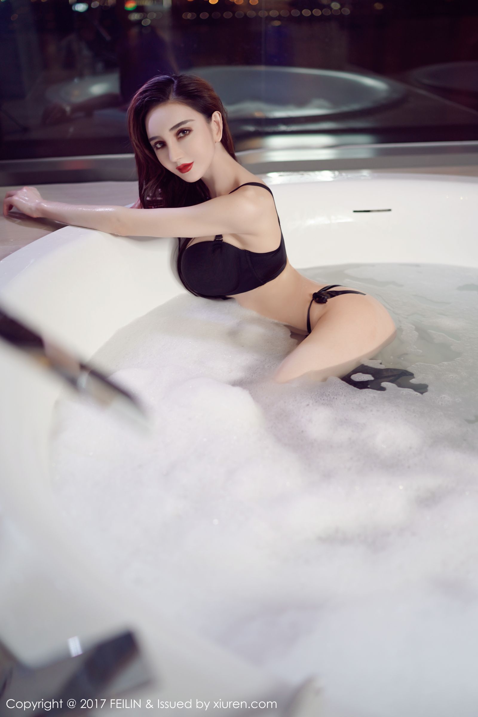 小帝姬玲珑别致 兔女郎网袜美腿