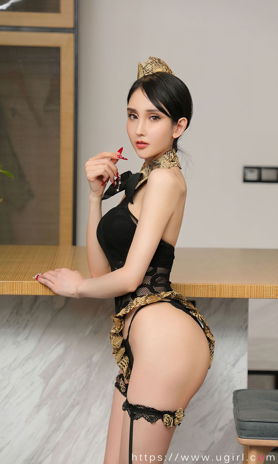 阿依努尔瓦娅的野兽航空
