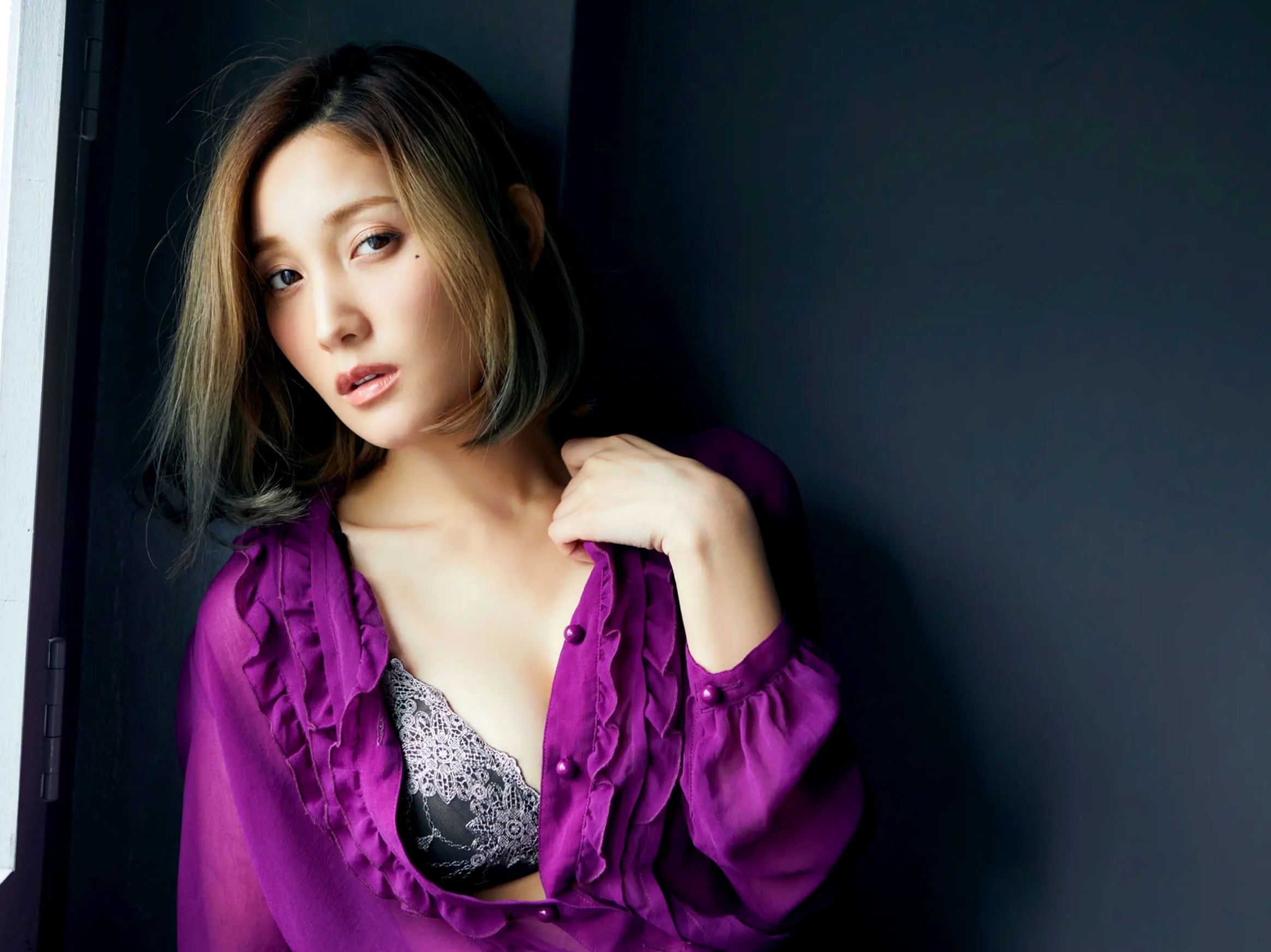 《小島みゆ - 煌めき》日本女神性感私房写真 蓝调泳衣魅惑美腿