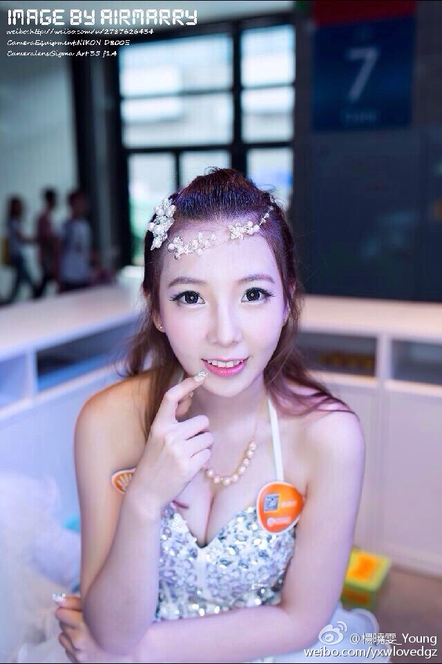 杨晓雯 俏皮私房照诱惑写真图