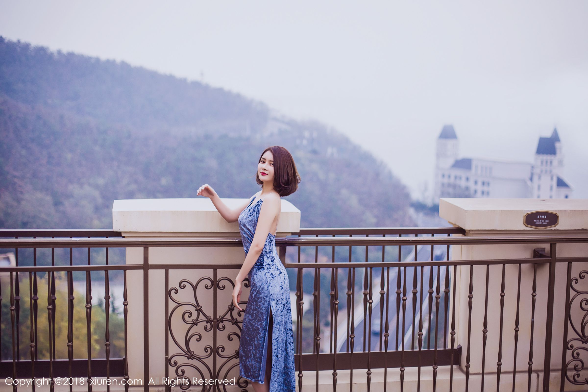 女神廿十性感写真 轻灵纯雅倾尽韶华
