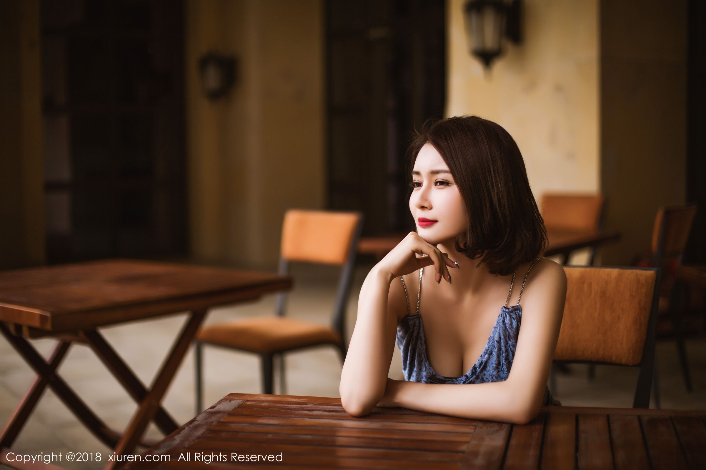 女神廿十性感写真 轻灵纯雅倾尽韶华