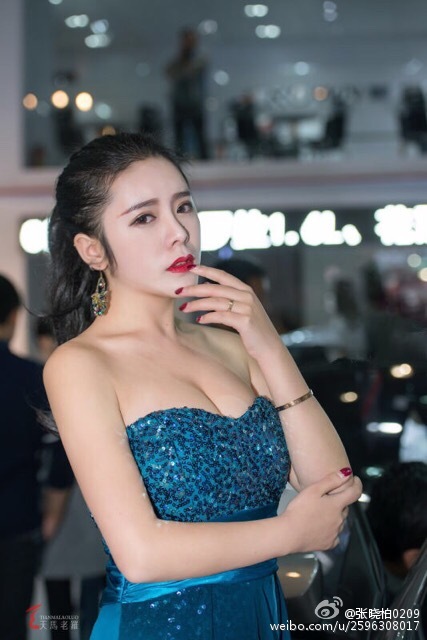 张晓柏 微博私房写真图