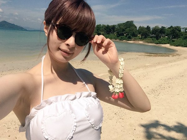 卡莉怪妞 非主流美女私房照诱惑写真图