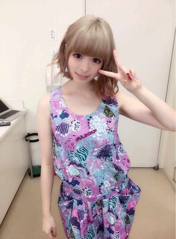 卡莉怪妞 非主流美女私房照诱惑写真图