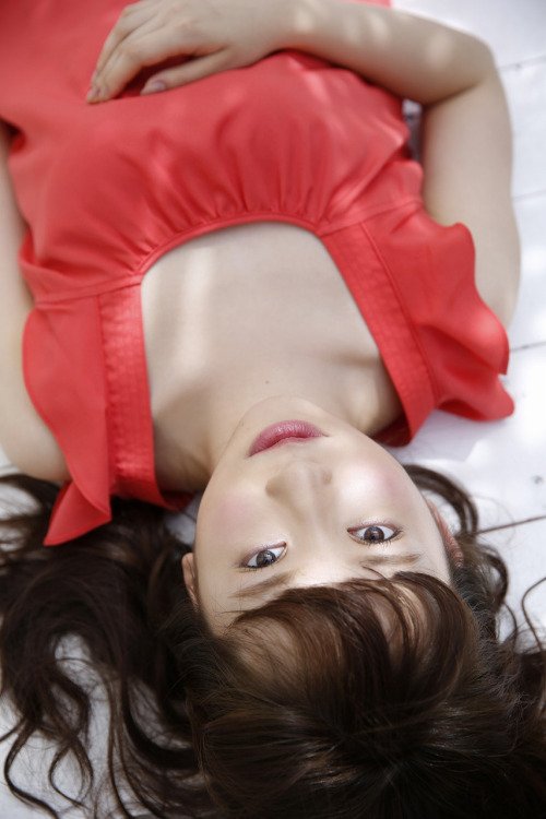 佐藤诗织 多才多艺的美少女