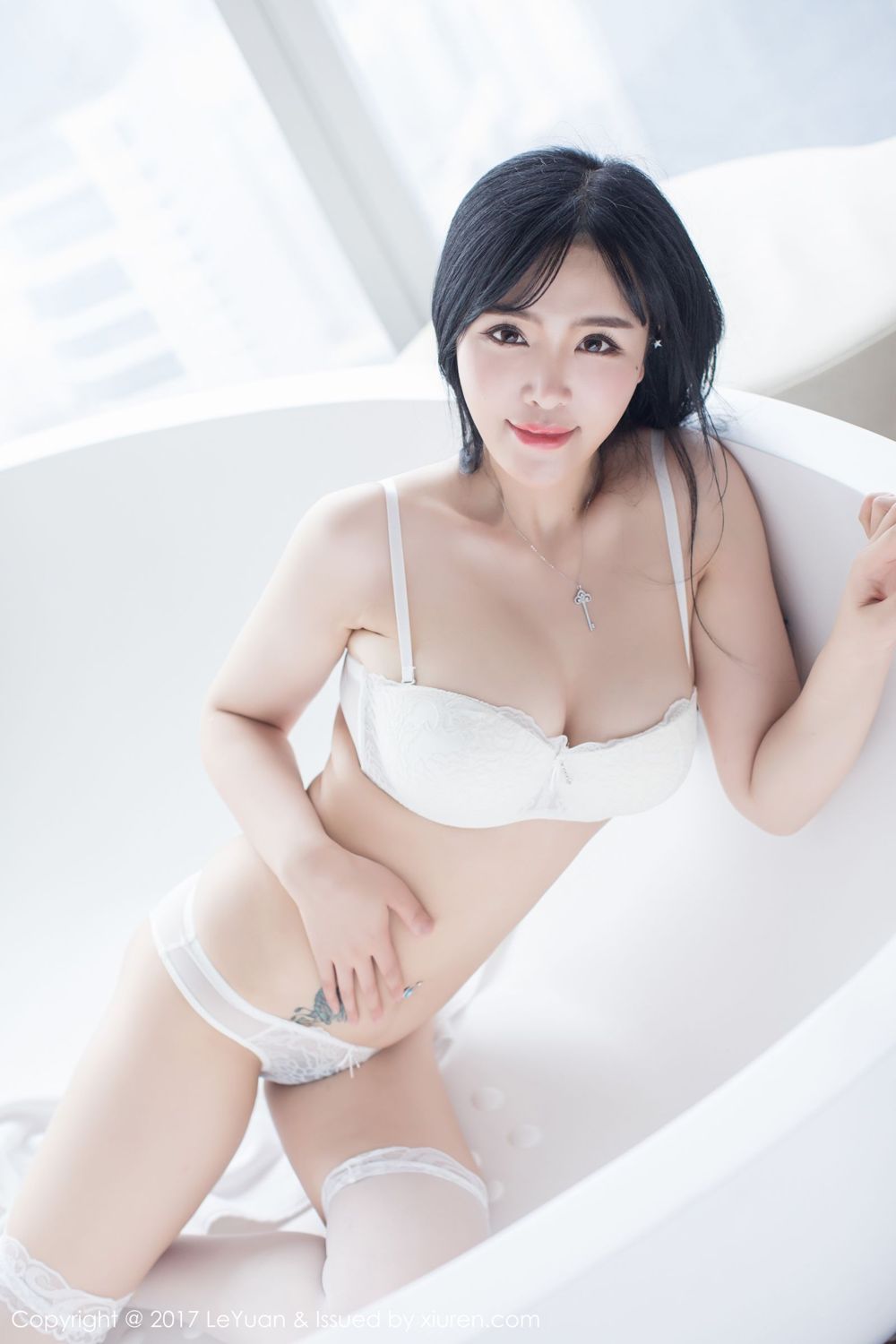 星乐女神刘钰儿 蕾丝睡衣丰腴有致