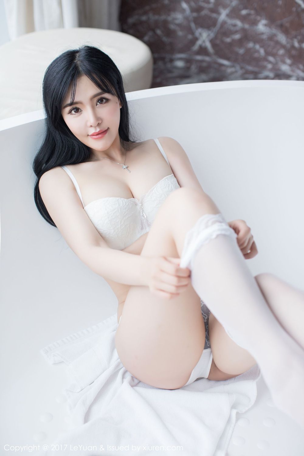 星乐女神刘钰儿 蕾丝睡衣丰腴有致