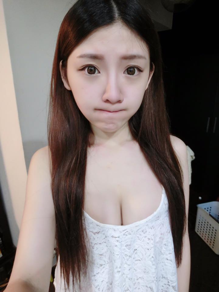 黄冠洁 台湾最正英雄联盟美女玩家