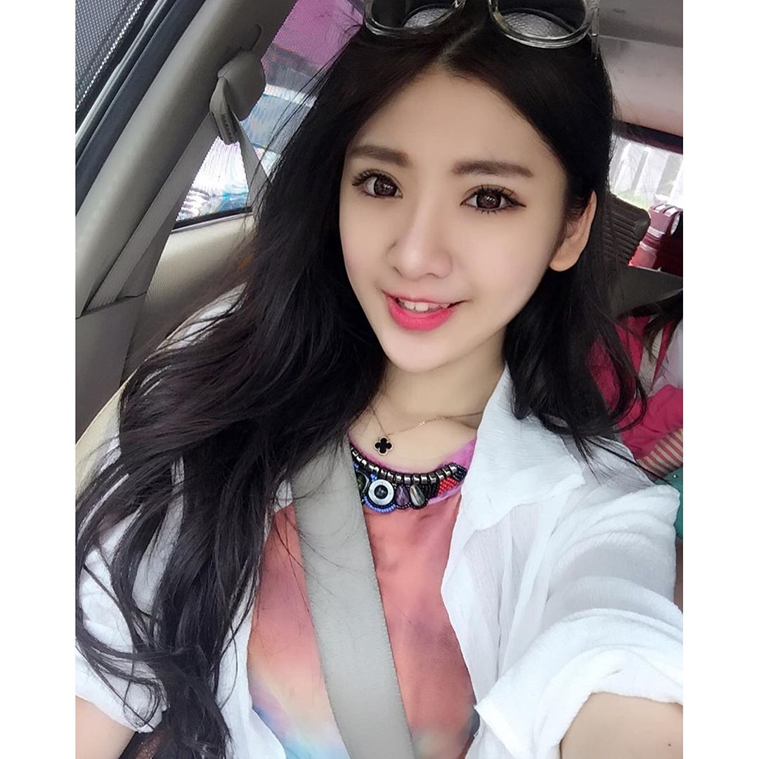黄冠洁 台湾最正英雄联盟美女玩家