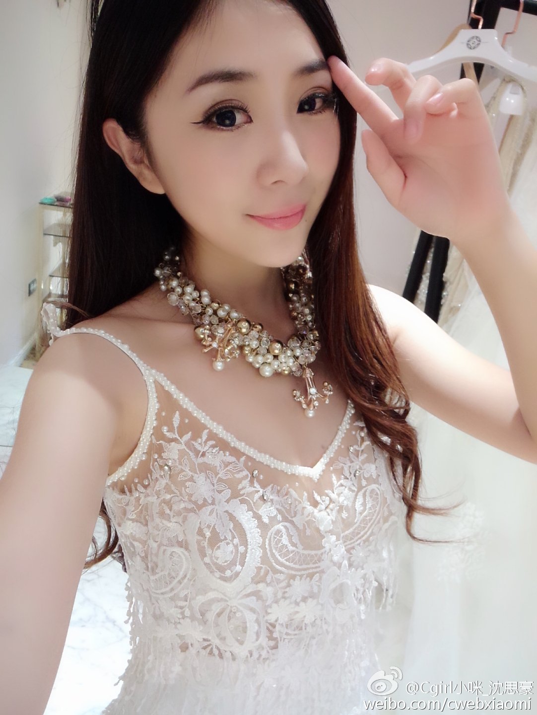 Cgirl小咪(沈思豪) 微博私房写真图
