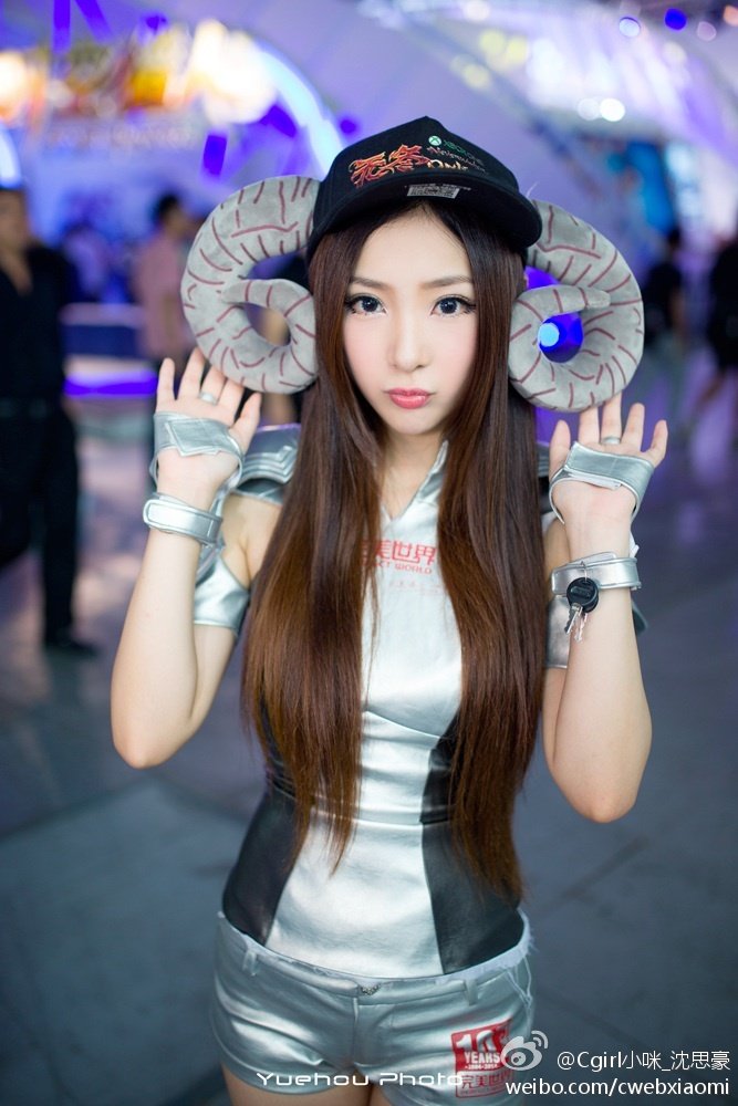 Cgirl小咪(沈思豪) 微博私房写真图