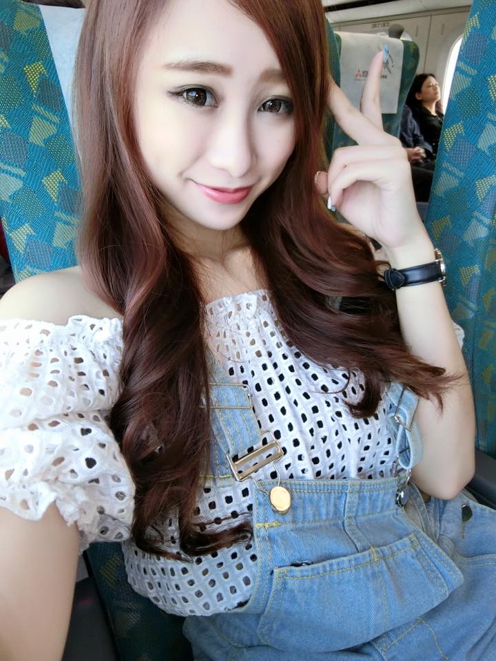 罗敏慈 看似甜美其实很凶很诱人~