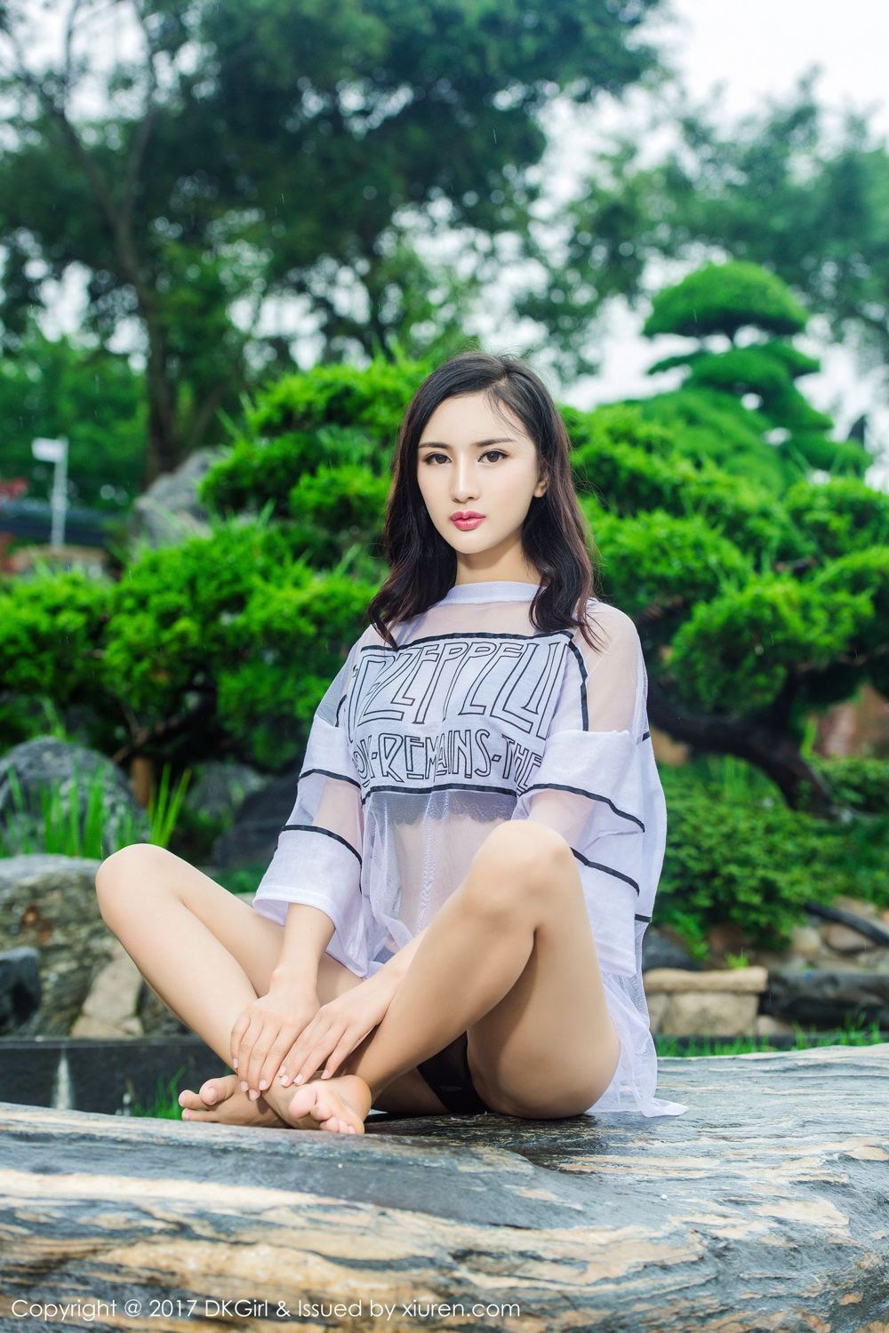 性感御姐梅哥 泳池边湿身诱惑