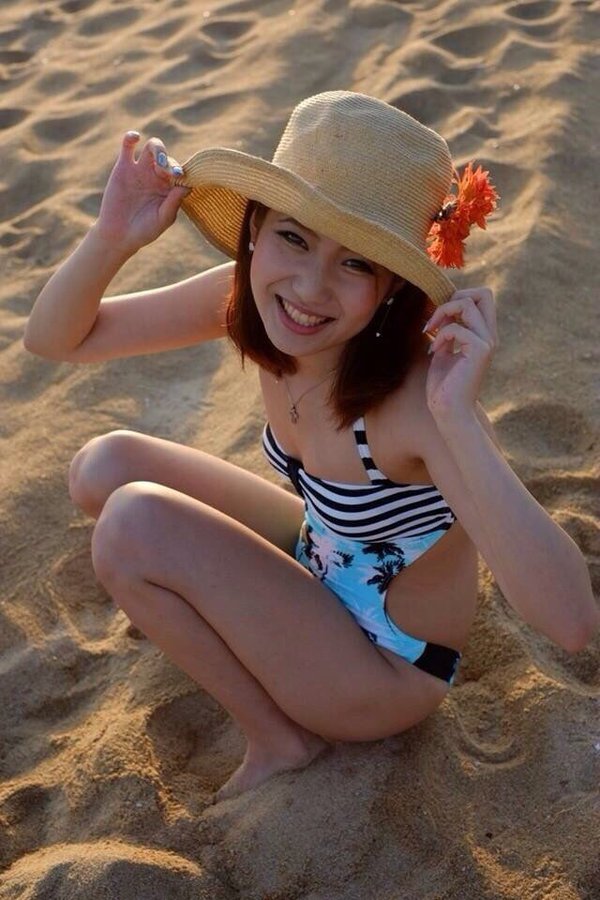 绪方友莉奈 日本新晋美腿麻豆