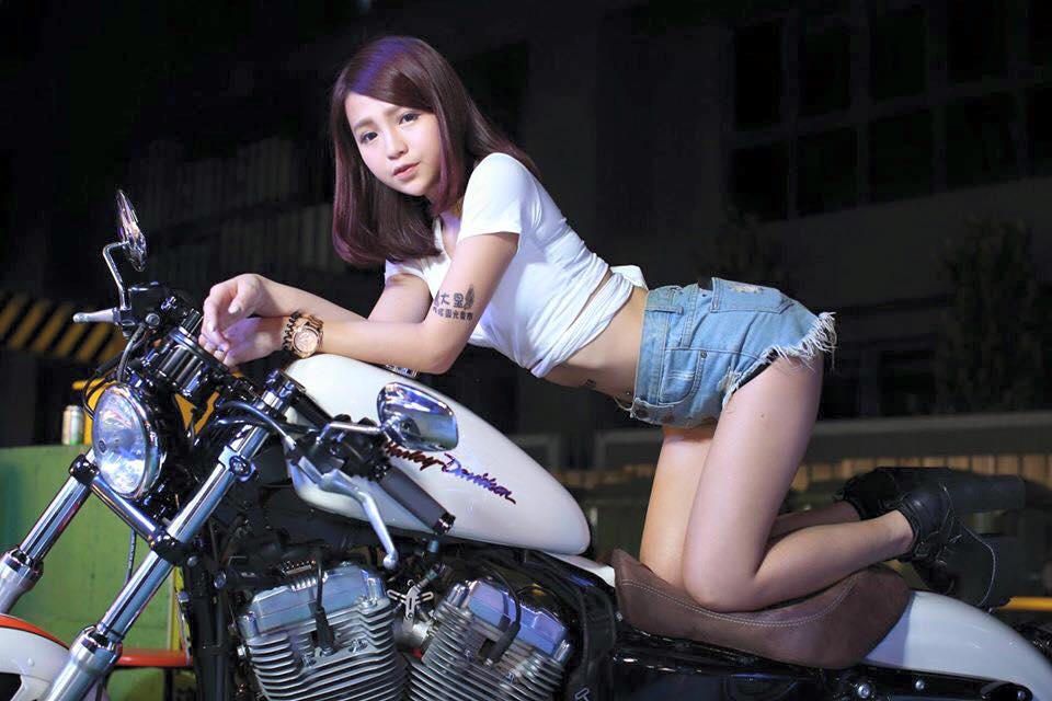 朱加瑜 性感萌系舞者