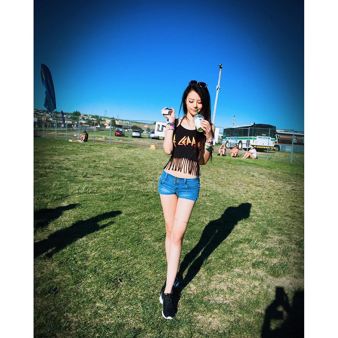 Dora Wang 身形满分的IG正妹