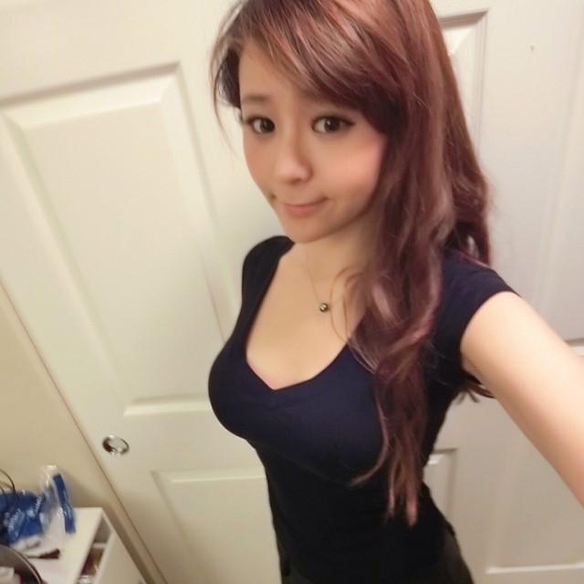 Dora Wang 身形满分的IG正妹