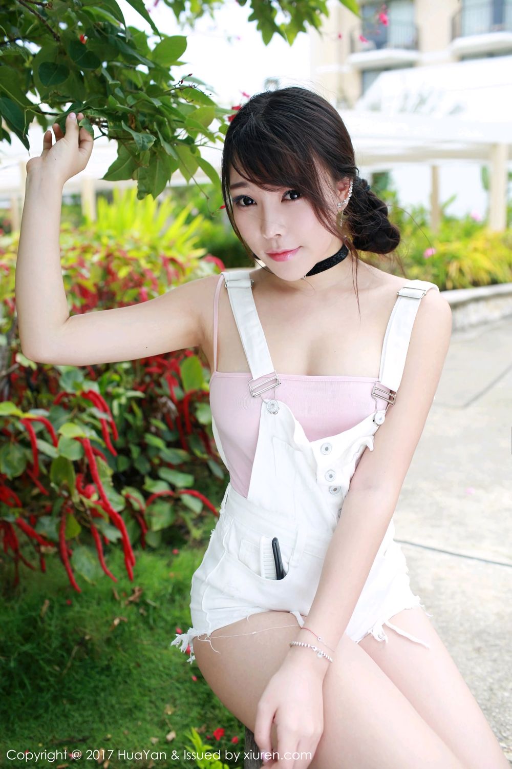 香车美人芝芝Booty 纯白背带裤海军服