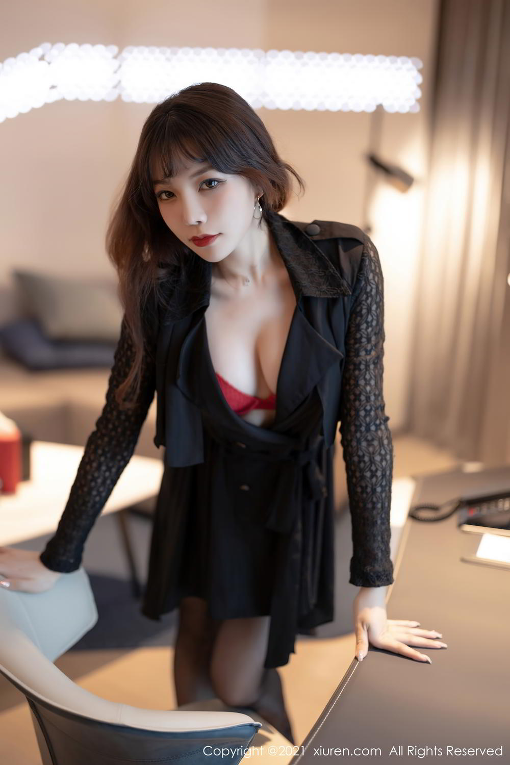 时尚女神芝芝Booty 魅惑多姿的服饰