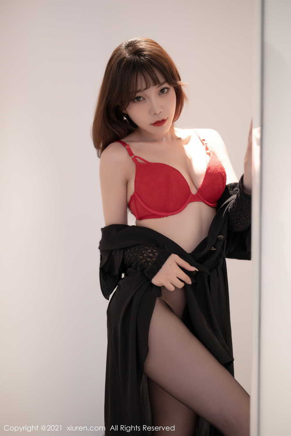 时尚女神芝芝Booty 魅惑多姿的服饰