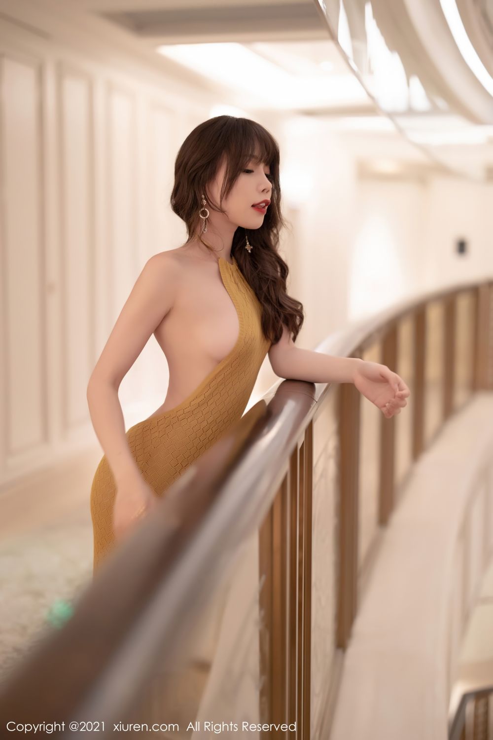 宅男女神芝芝Booty 橙色耀眼夺目长裙
