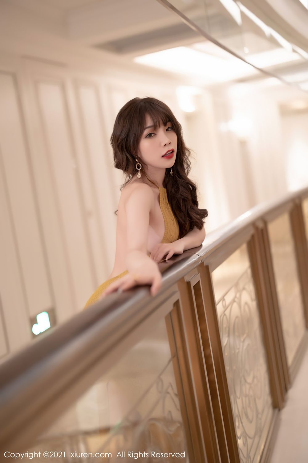宅男女神芝芝Booty 橙色耀眼夺目长裙