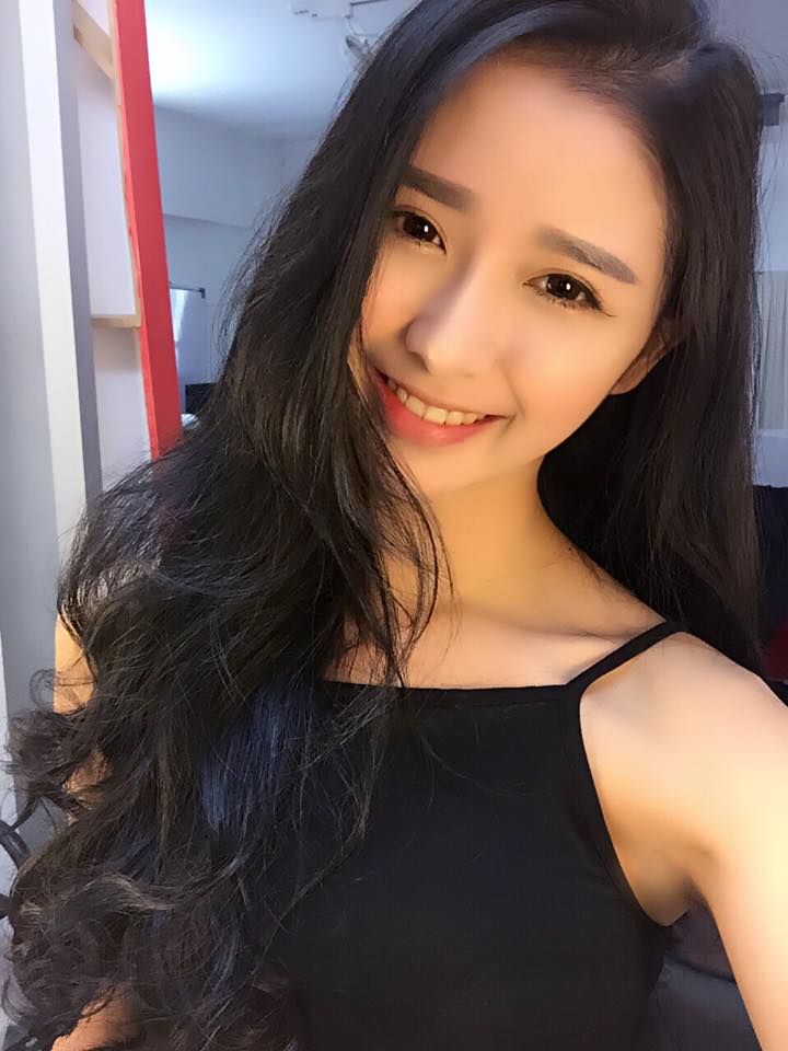 悠悠(Joeychua) 大马正妹化妆师有颜值也有胸~