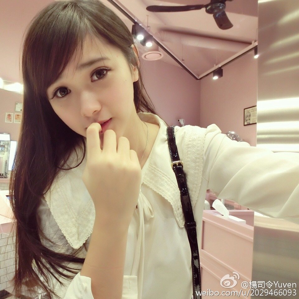 杨悦雯yuven 萌系showgirl私房美图
