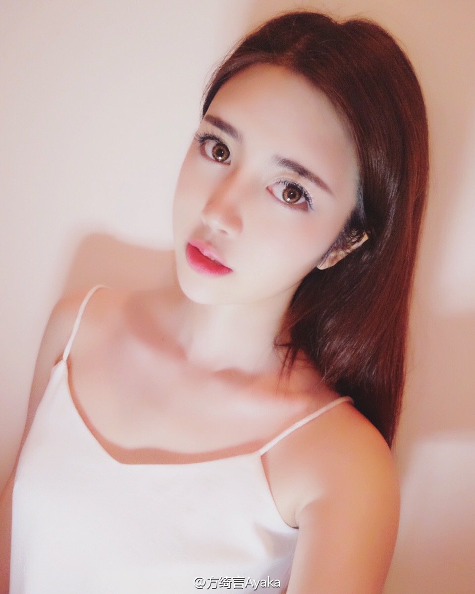 方绮言Ayaka ChinaJoy2016世纪天成游戏展台SG