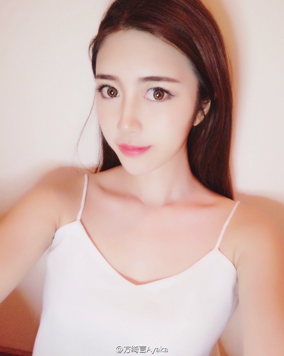 方绮言Ayaka ChinaJoy2016世纪天成游戏展台SG