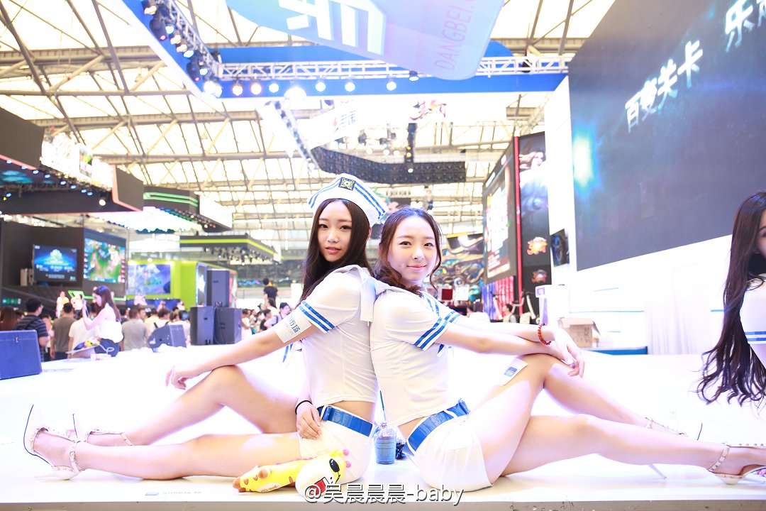 吴晨 2016ChinaJoy当贝市场展台SG